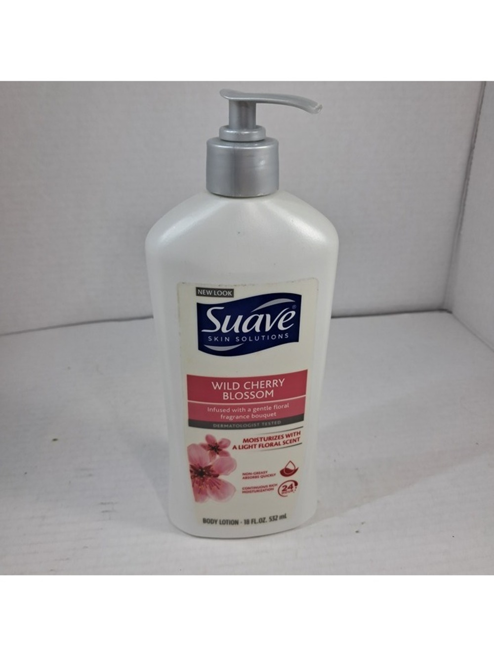 Suave Skin Solutions Wild Cherry Blossom Body Lotion 18 oz Moisturizing Floral